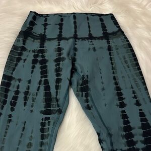 lululemon athletica Teal and Black Tie-Dye Leggings
